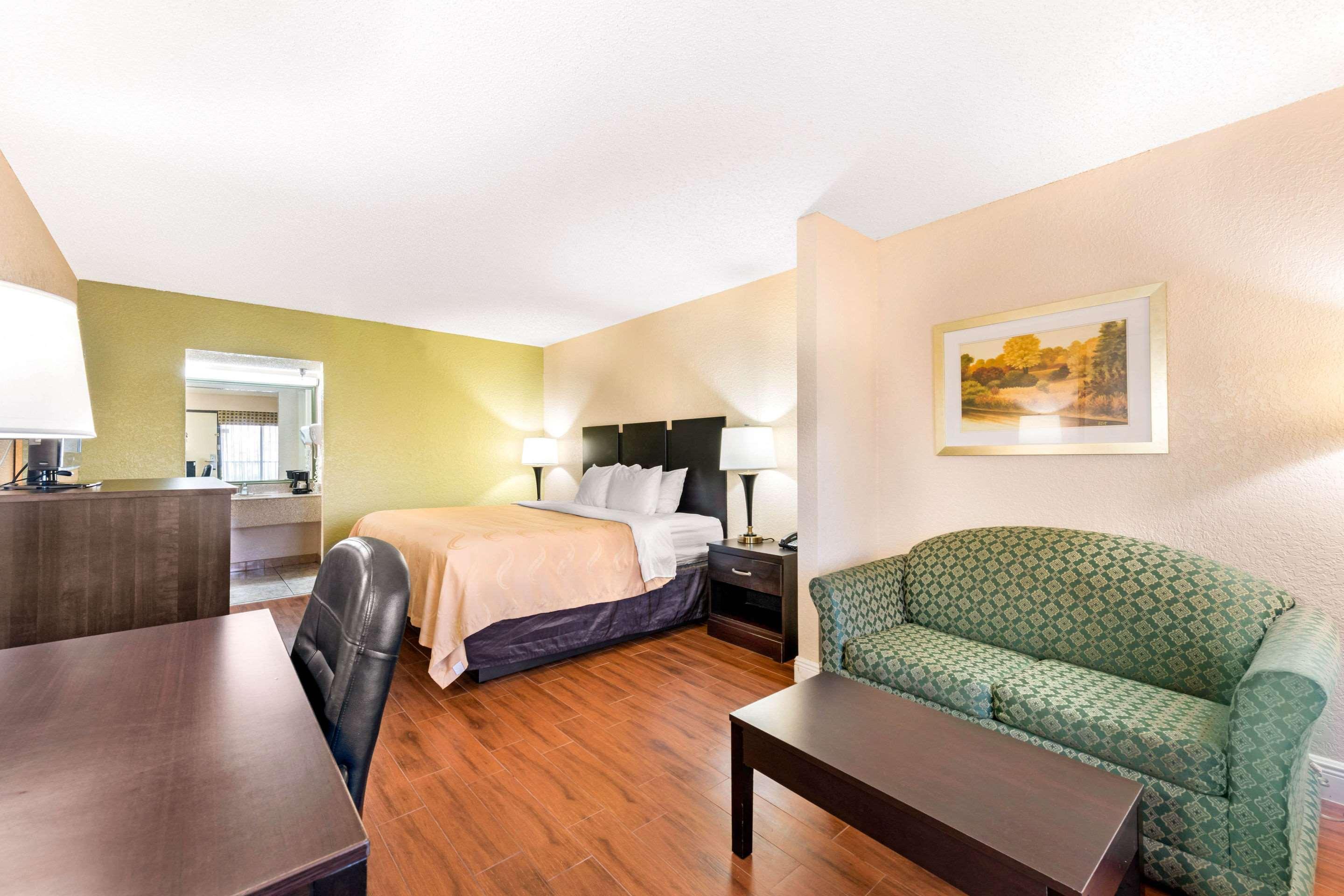 Quality Inn & Suites Orlando Airport Luaran gambar