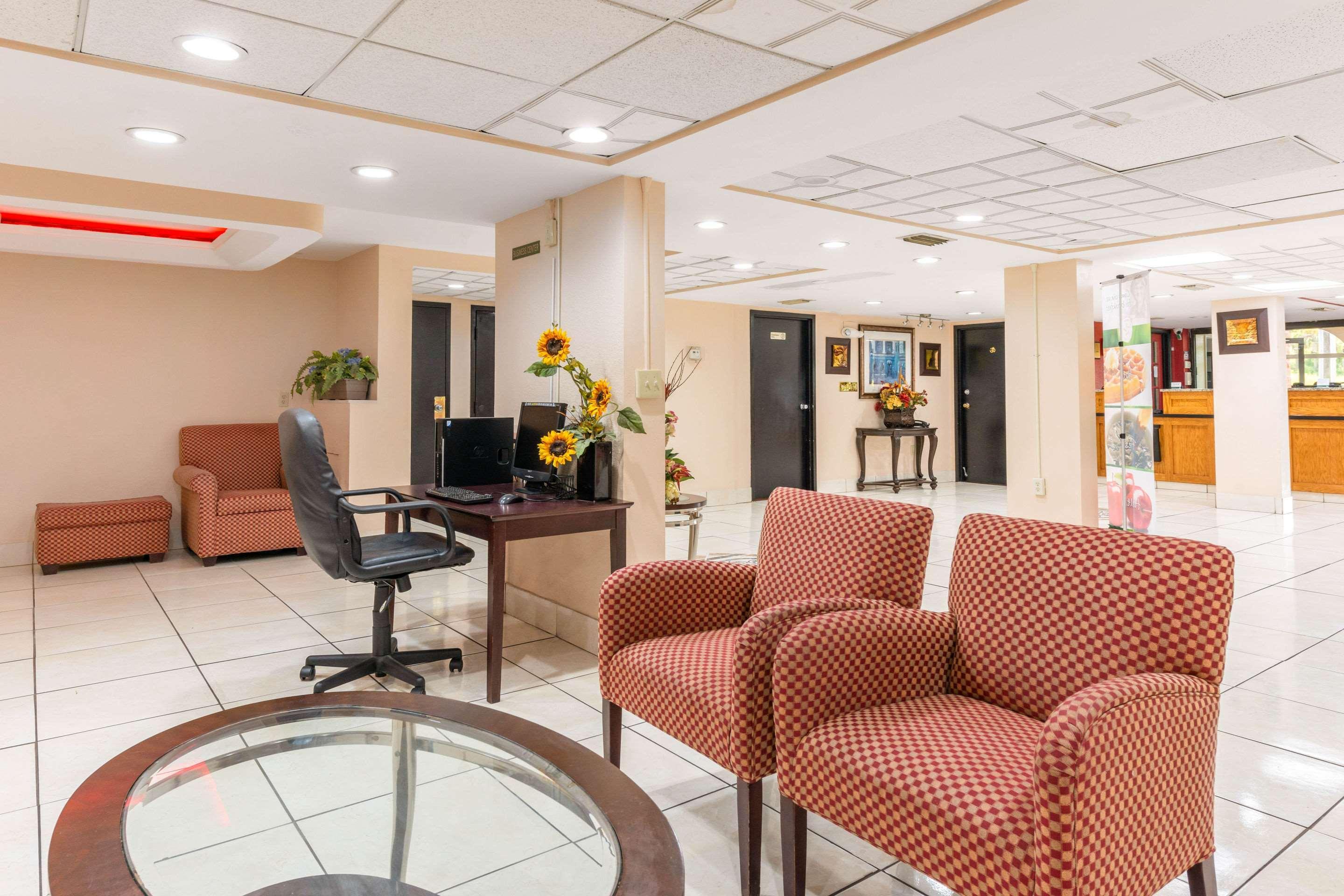 Quality Inn & Suites Orlando Airport Luaran gambar