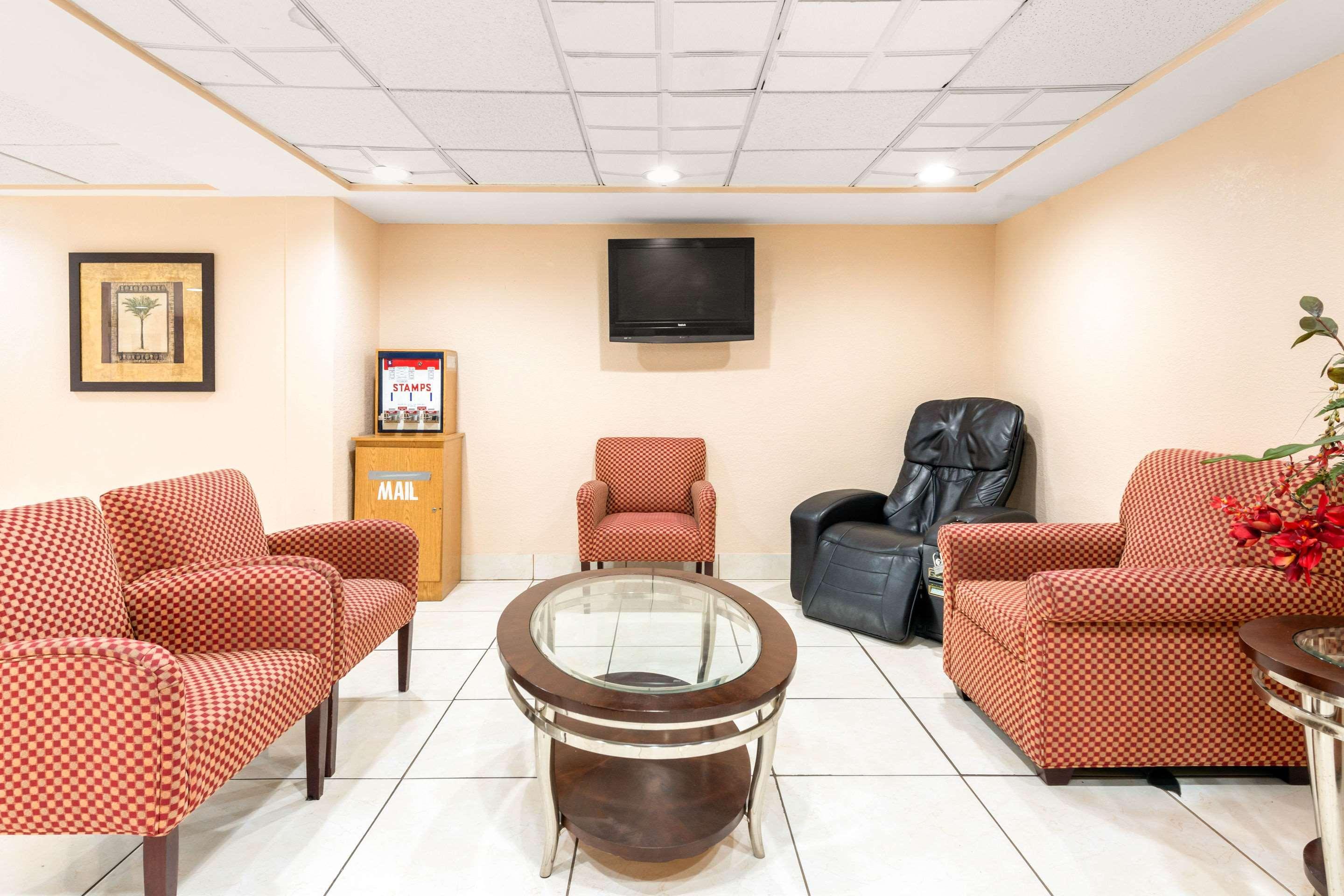 Quality Inn & Suites Orlando Airport Luaran gambar