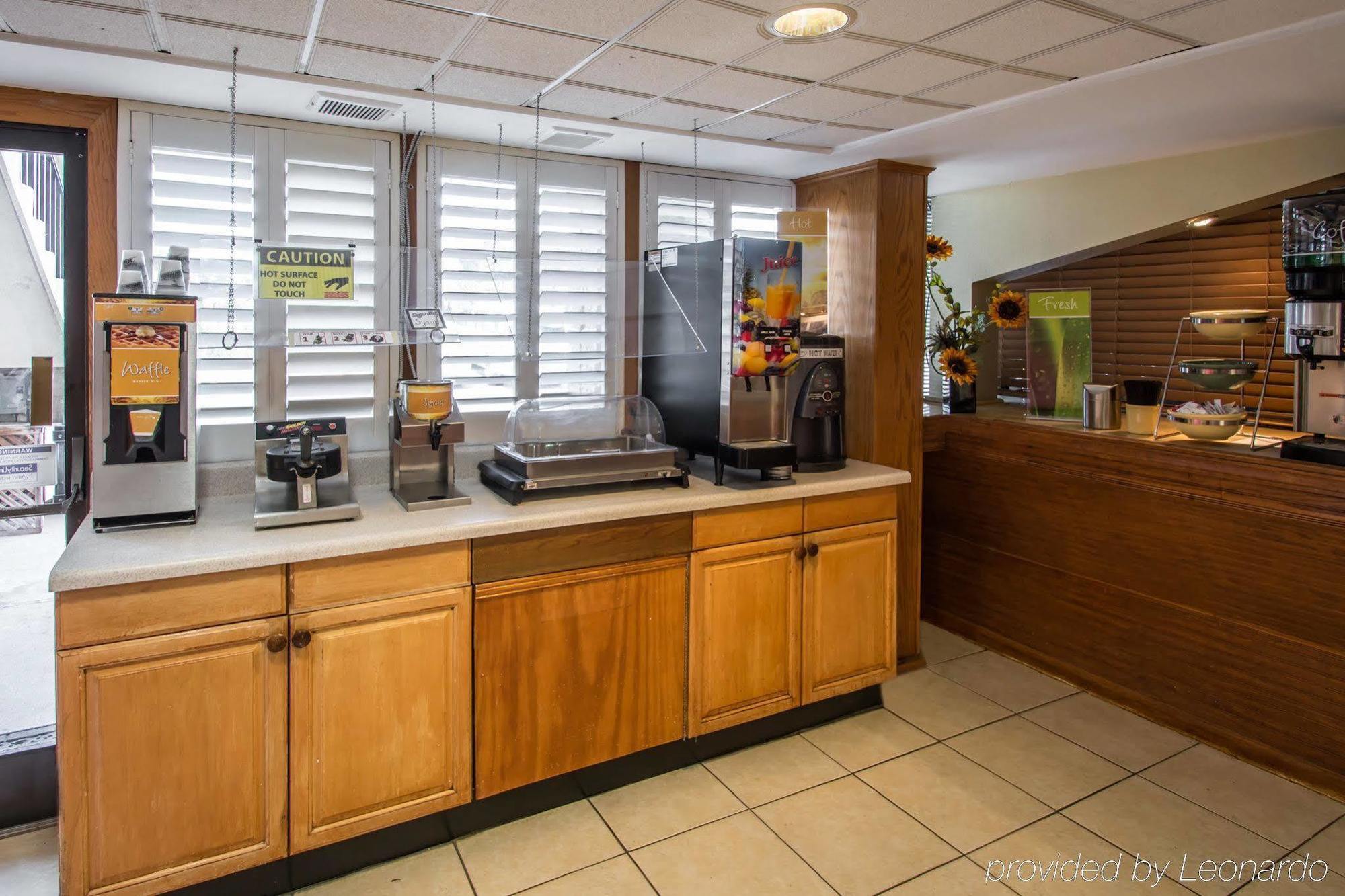 Quality Inn & Suites Orlando Airport Luaran gambar