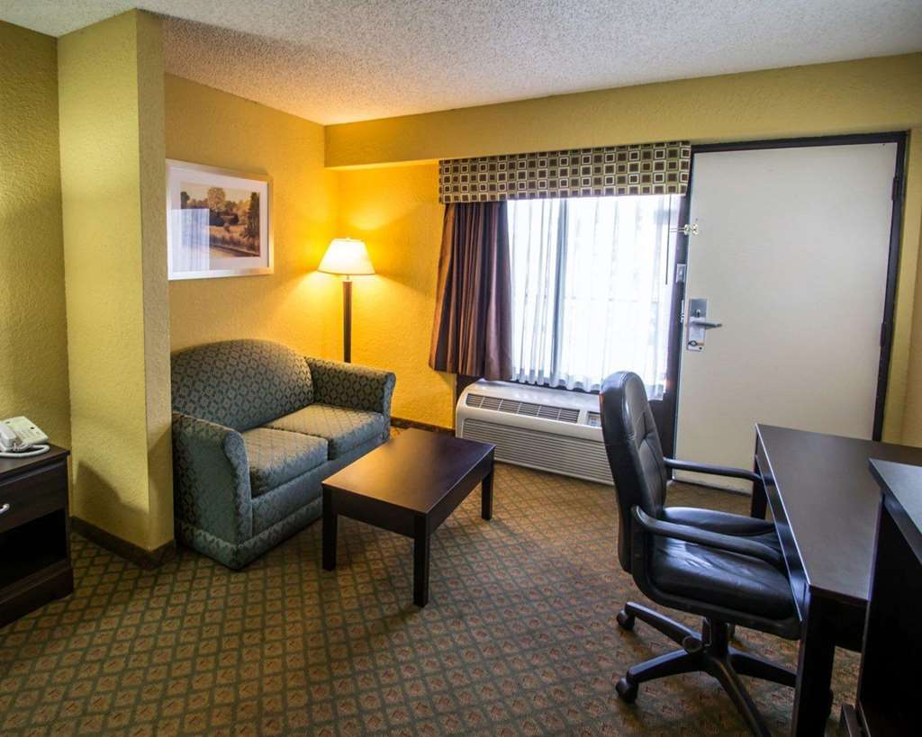 Quality Inn & Suites Orlando Airport Bilik gambar