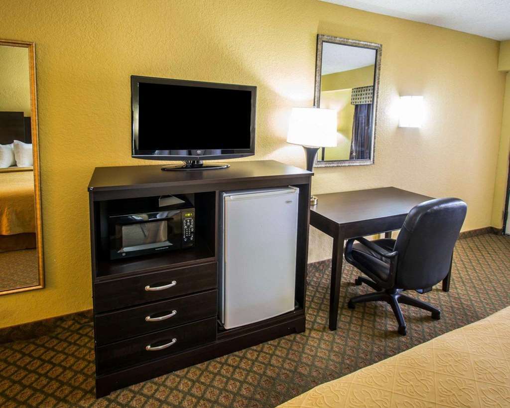 Quality Inn & Suites Orlando Airport Bilik gambar